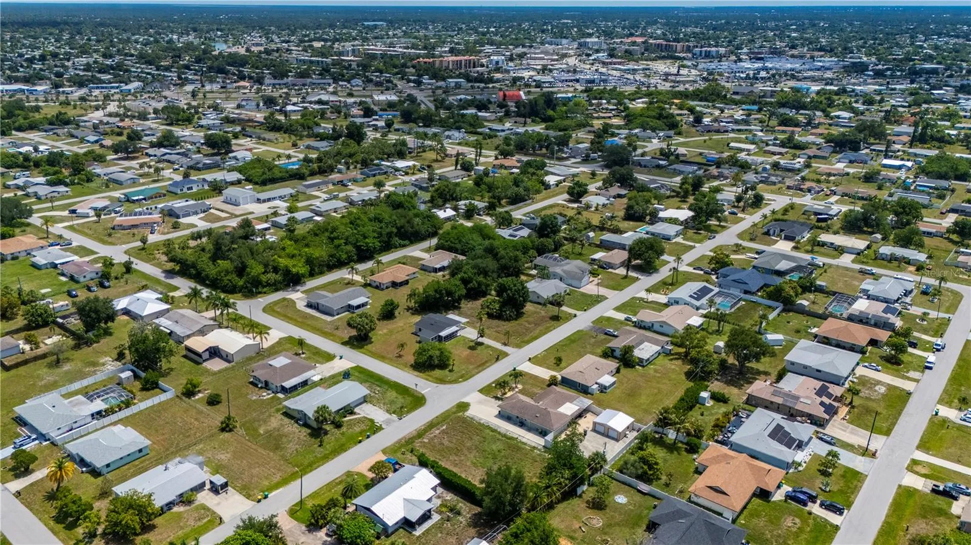 209 Cypress Avenue NW Port Charlotte FL 33952