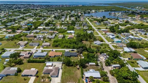 209 Cypress Avenue NW Port Charlotte FL 33952