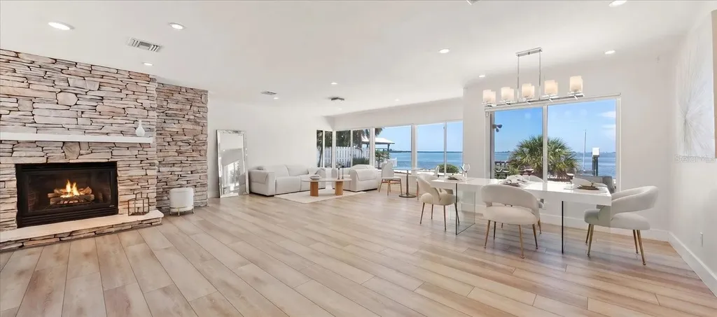 1854 Venetian Point Drive Clearwater FL 33755