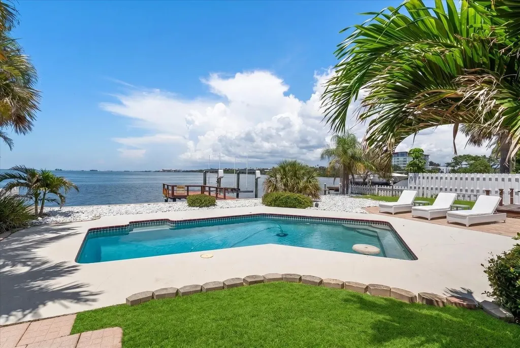1854 Venetian Point Drive Clearwater FL 33755