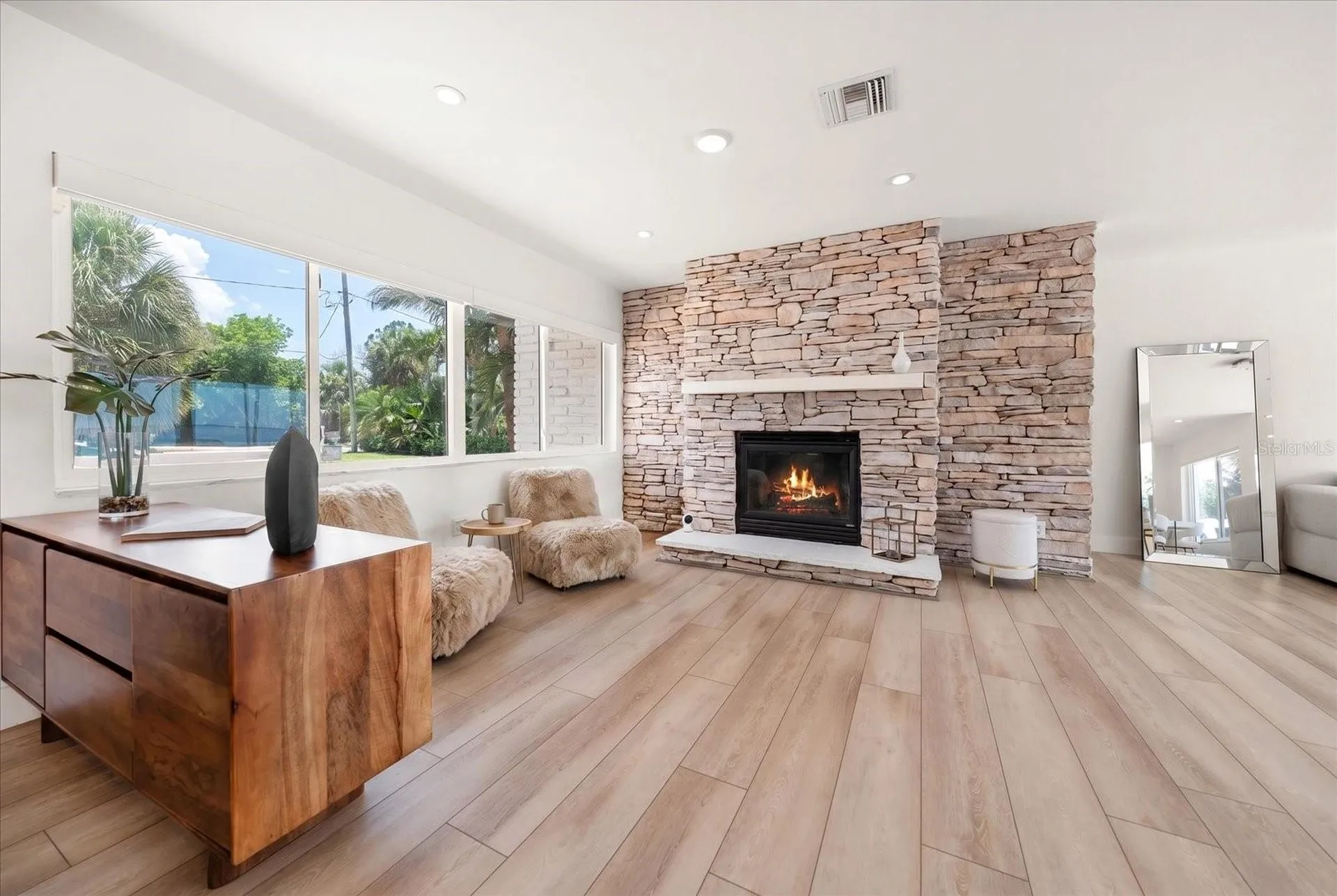 1854 Venetian Point Drive Clearwater FL 33755