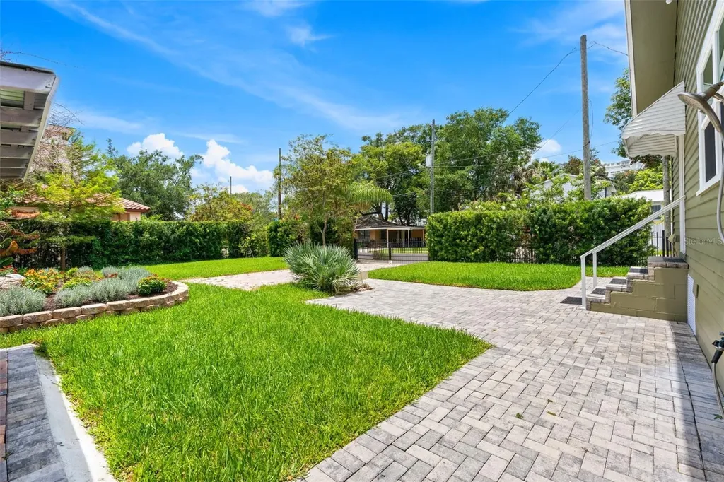 900 E Pine Street Orlando FL 32801