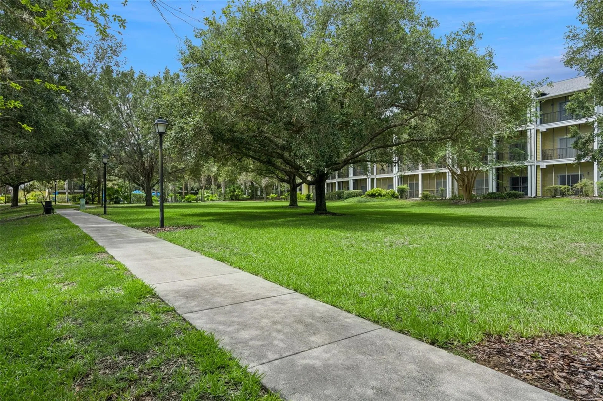 207 Lucaya Loop Davenport FL 33897