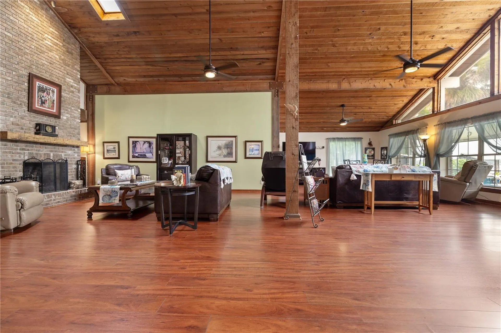 285 Lakeview Drive Tarpon Springs FL 34689