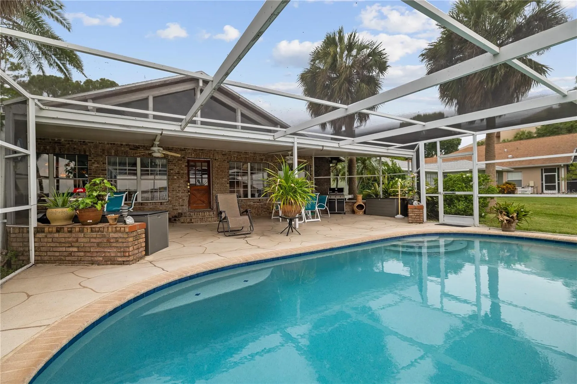 285 Lakeview Drive Tarpon Springs FL 34689