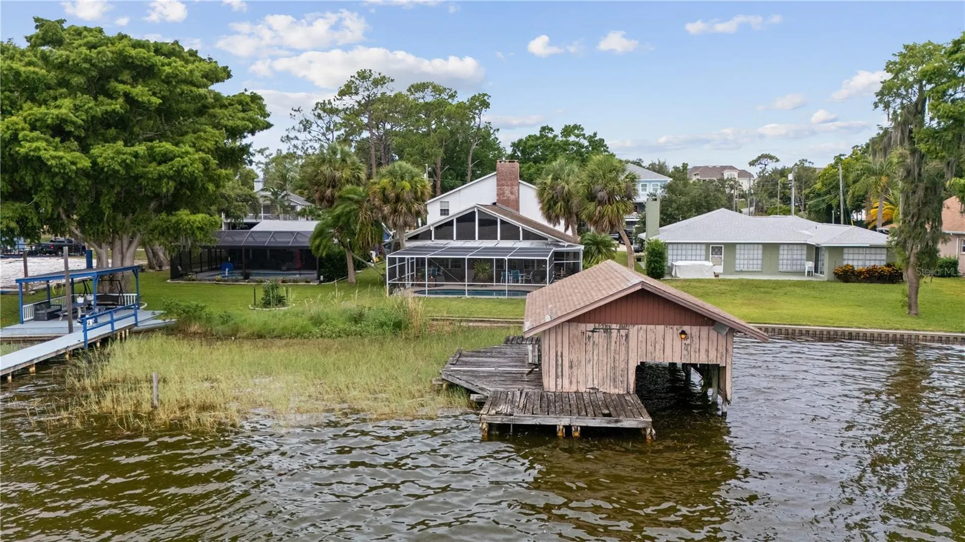 285 Lakeview Drive Tarpon Springs FL 34689