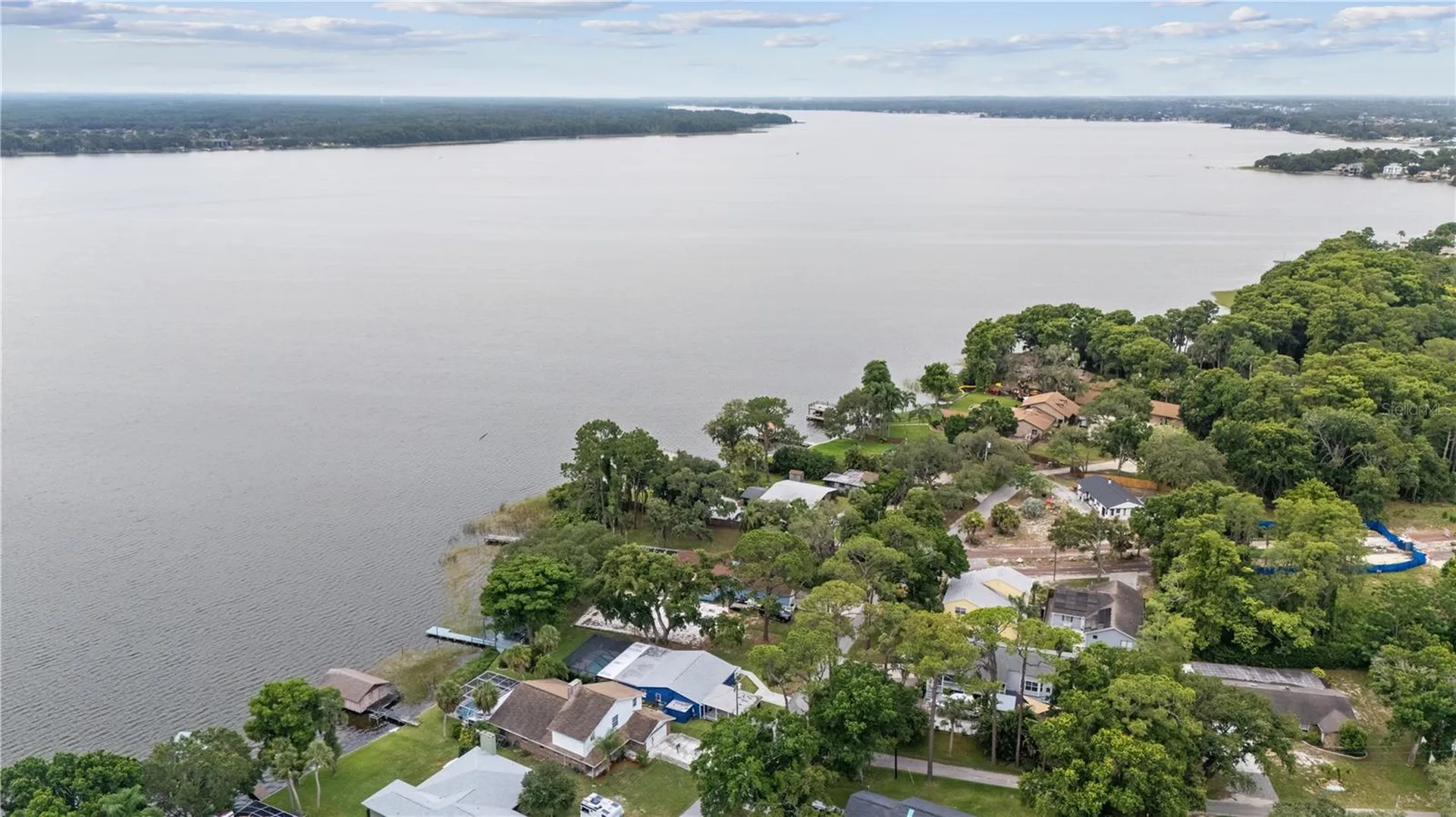 285 Lakeview Drive Tarpon Springs FL 34689