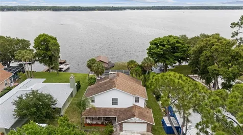 285 Lakeview Drive Tarpon Springs FL 34689