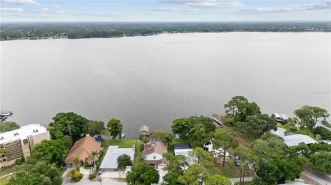 285 Lakeview Drive Tarpon Springs FL 34689