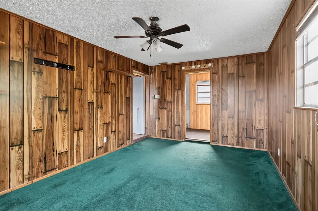 22 S Observatory Drive Orlando FL 32835