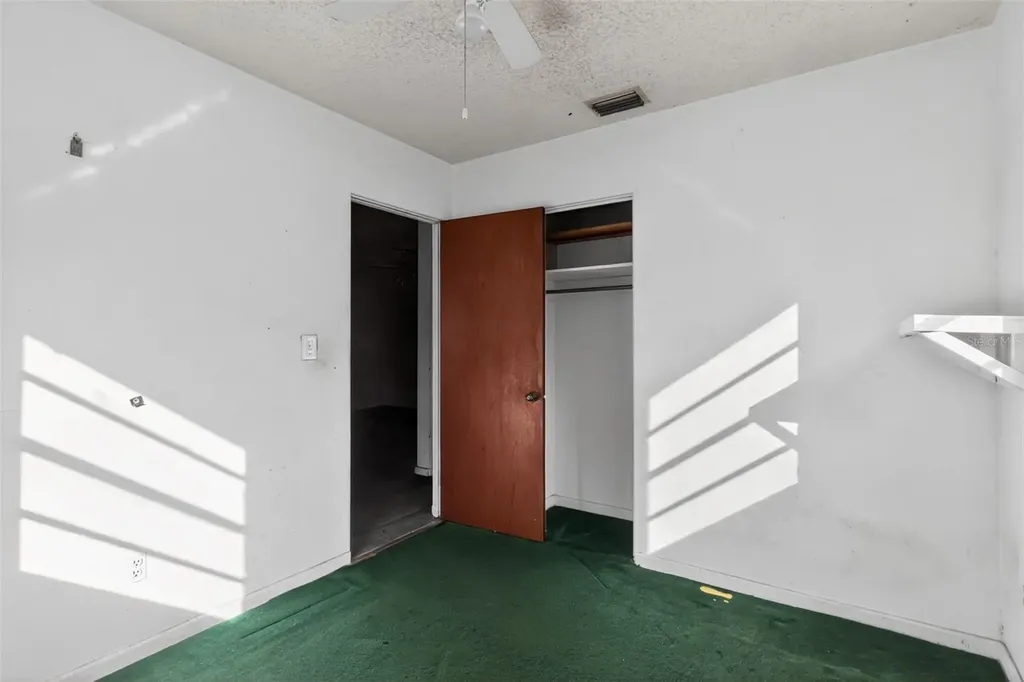 22 S Observatory Drive Orlando FL 32835