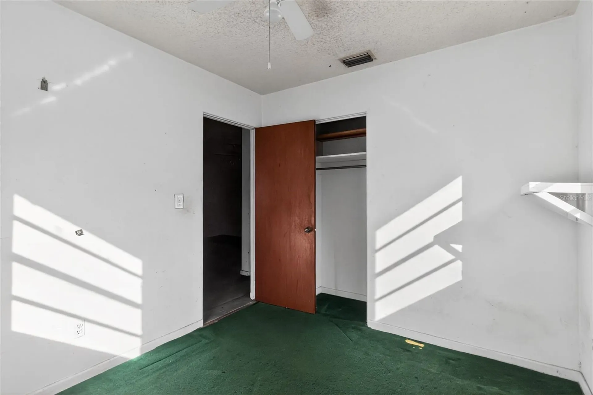 22 S Observatory Drive Orlando FL 32835