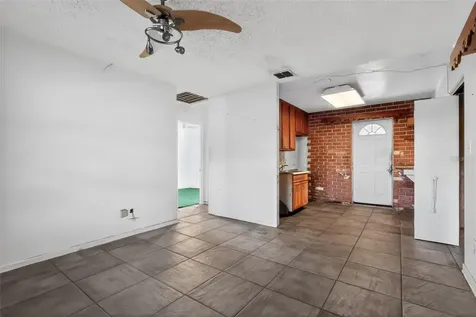 22 S Observatory Drive Orlando FL 32835