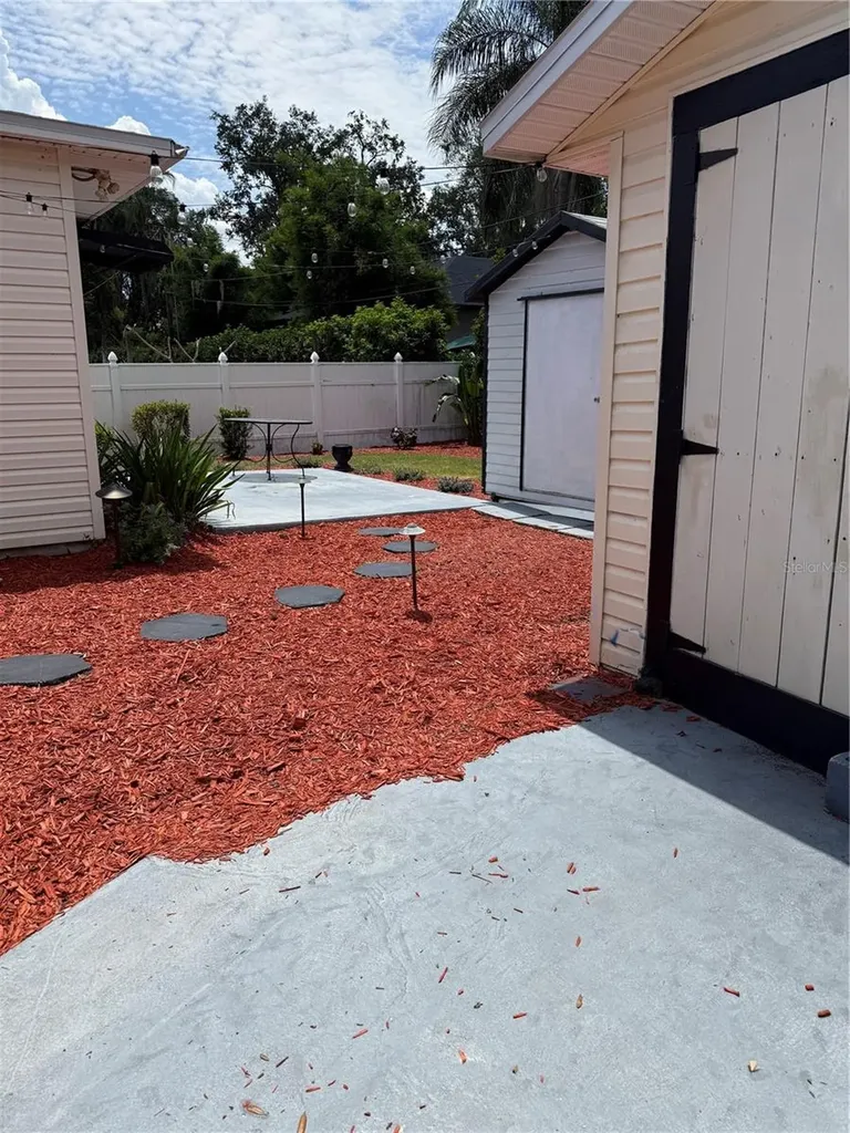 331 Kerneywood Street Lakeland FL 33803