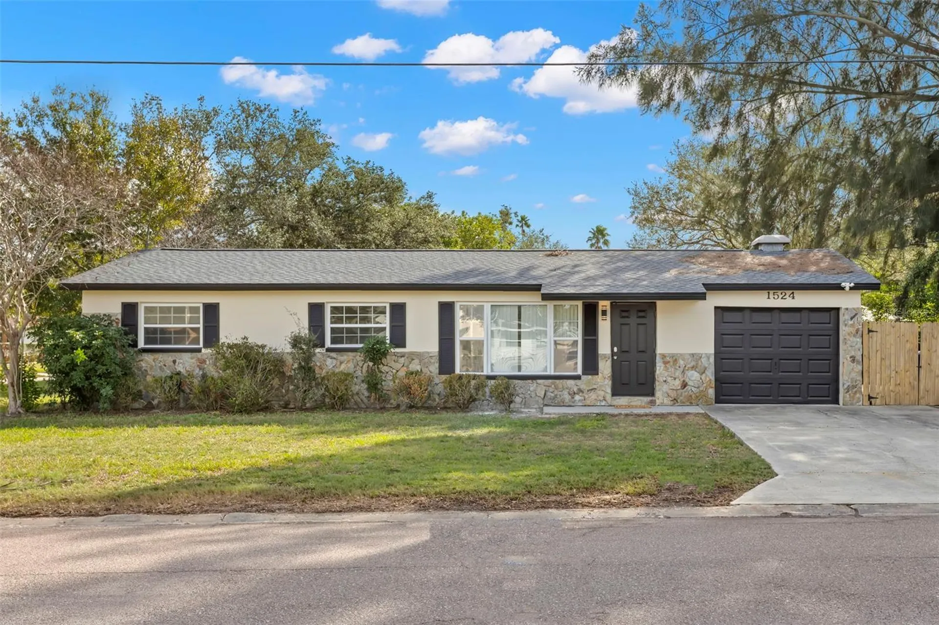 1524 Arizona Avenue St Petersburg FL 33703