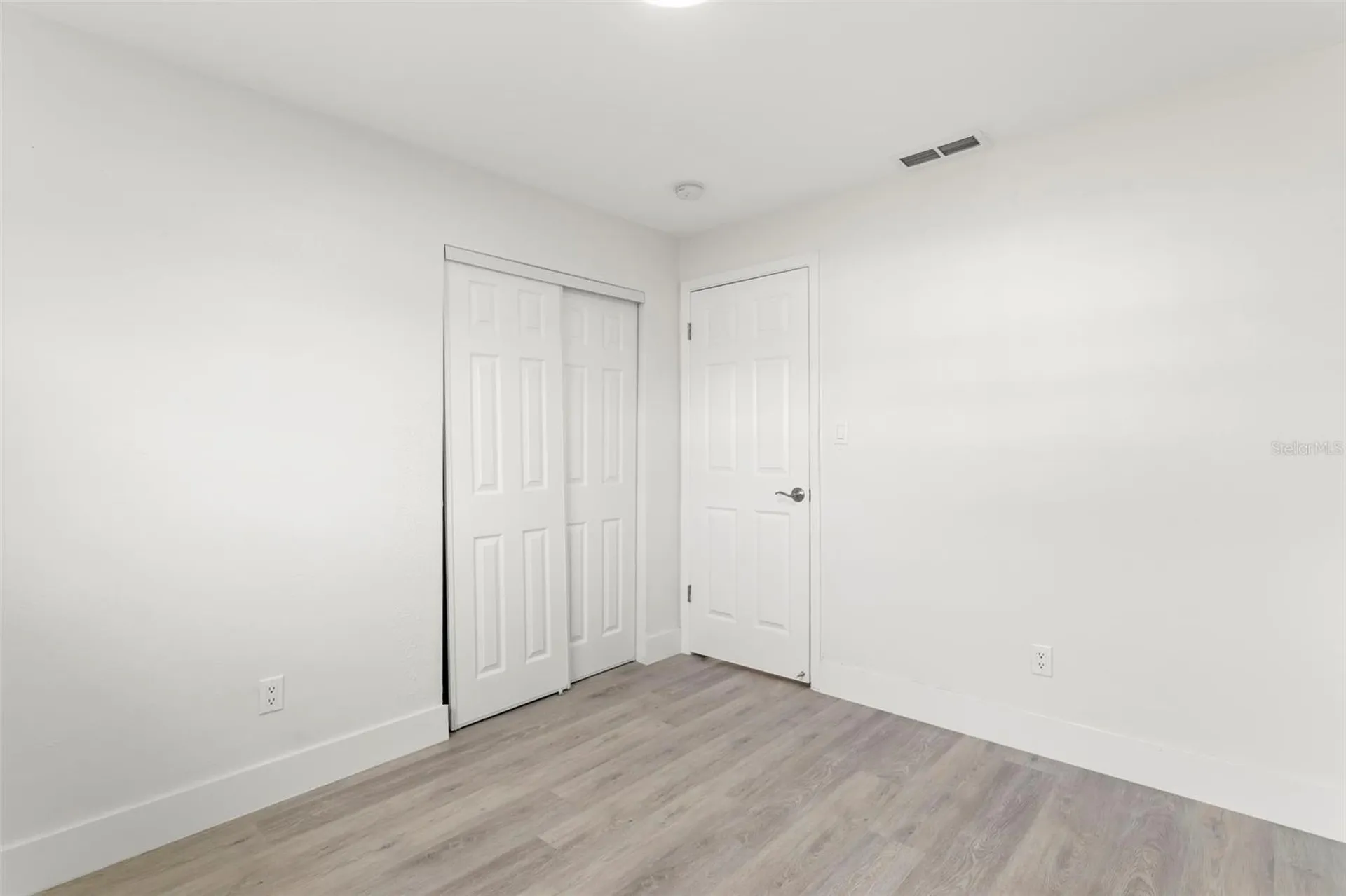 1524 Arizona Avenue St Petersburg FL 33703