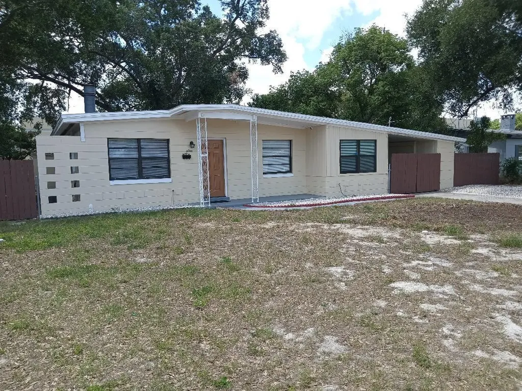 5700 Cortez Drive Orlando FL 32808