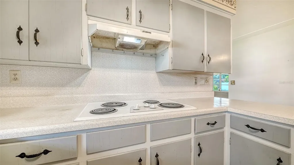 5938 Murdock Avenue Sarasota FL 34231