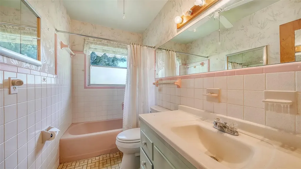 5938 Murdock Avenue Sarasota FL 34231