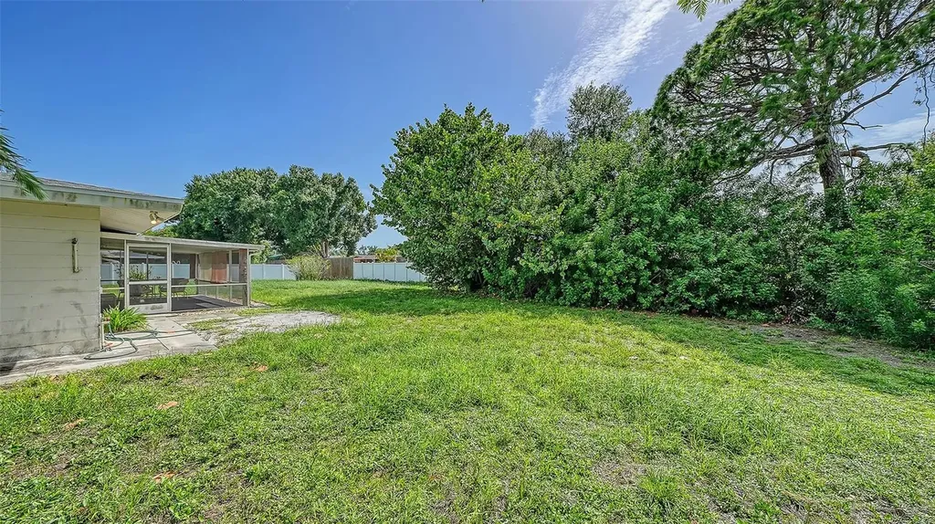 5938 Murdock Avenue Sarasota FL 34231