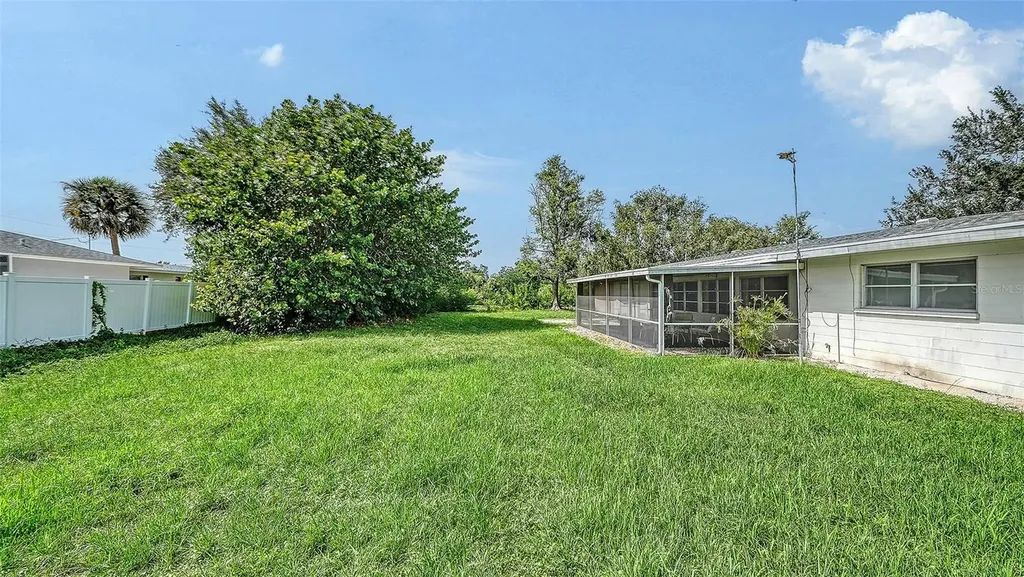 5938 Murdock Avenue Sarasota FL 34231