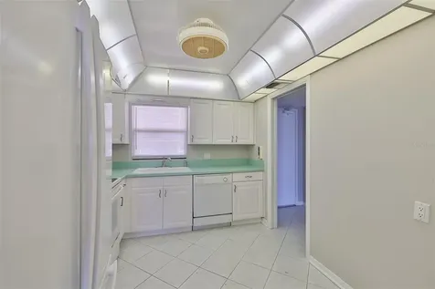 1270 Gulf Boulevard Clearwater Beach FL 33767
