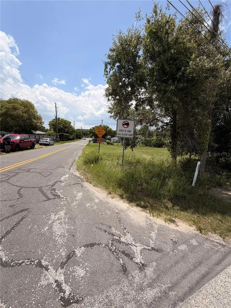 Highway 561 Highway Tavares FL 32778