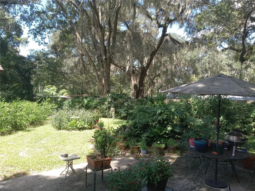 8136 NW 5th Court Gainesville FL 32607