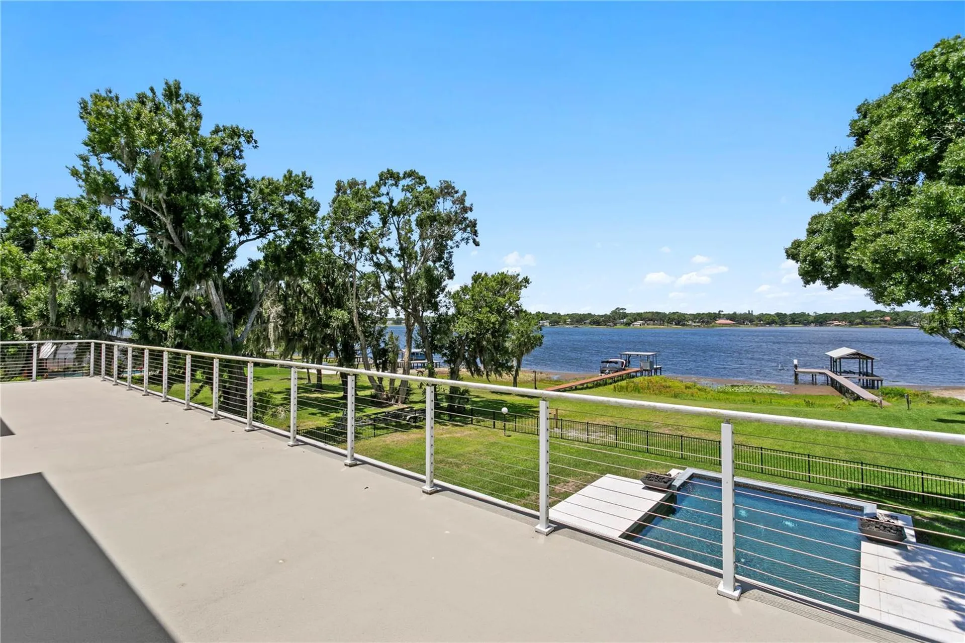 14802 Lake Magdalene Circle Tampa FL 33613