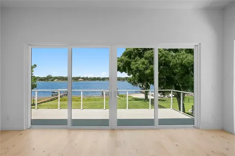 14802 Lake Magdalene Circle Tampa FL 33613