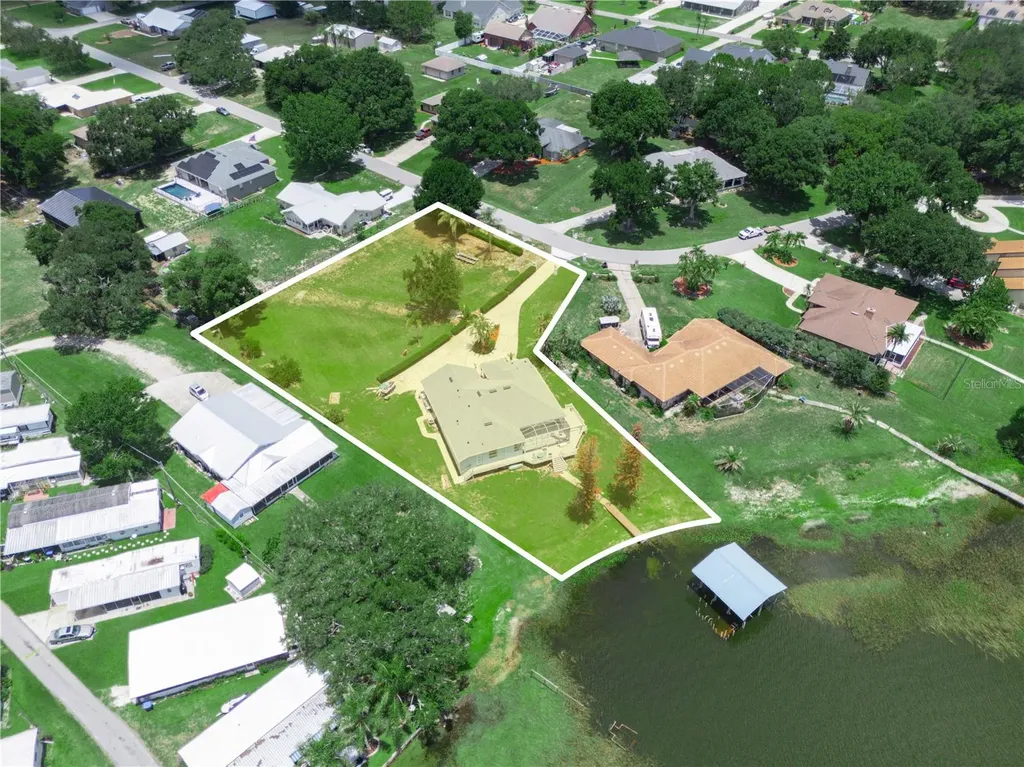 118 W Juliana Way Auburndale FL 33823