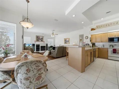 118 W Juliana Way Auburndale FL 33823