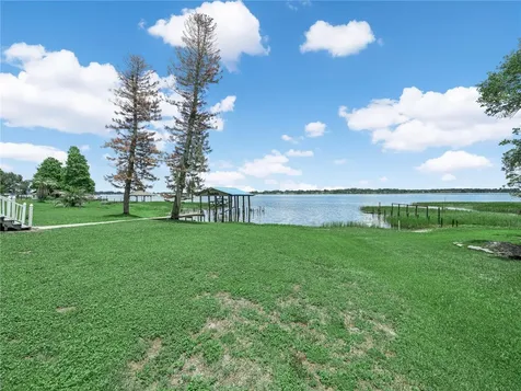 118 W Juliana Way Auburndale FL 33823