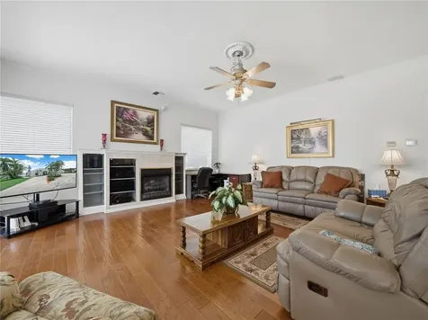 118 W Juliana Way Auburndale FL 33823
