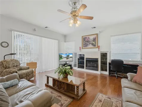 118 W Juliana Way Auburndale FL 33823