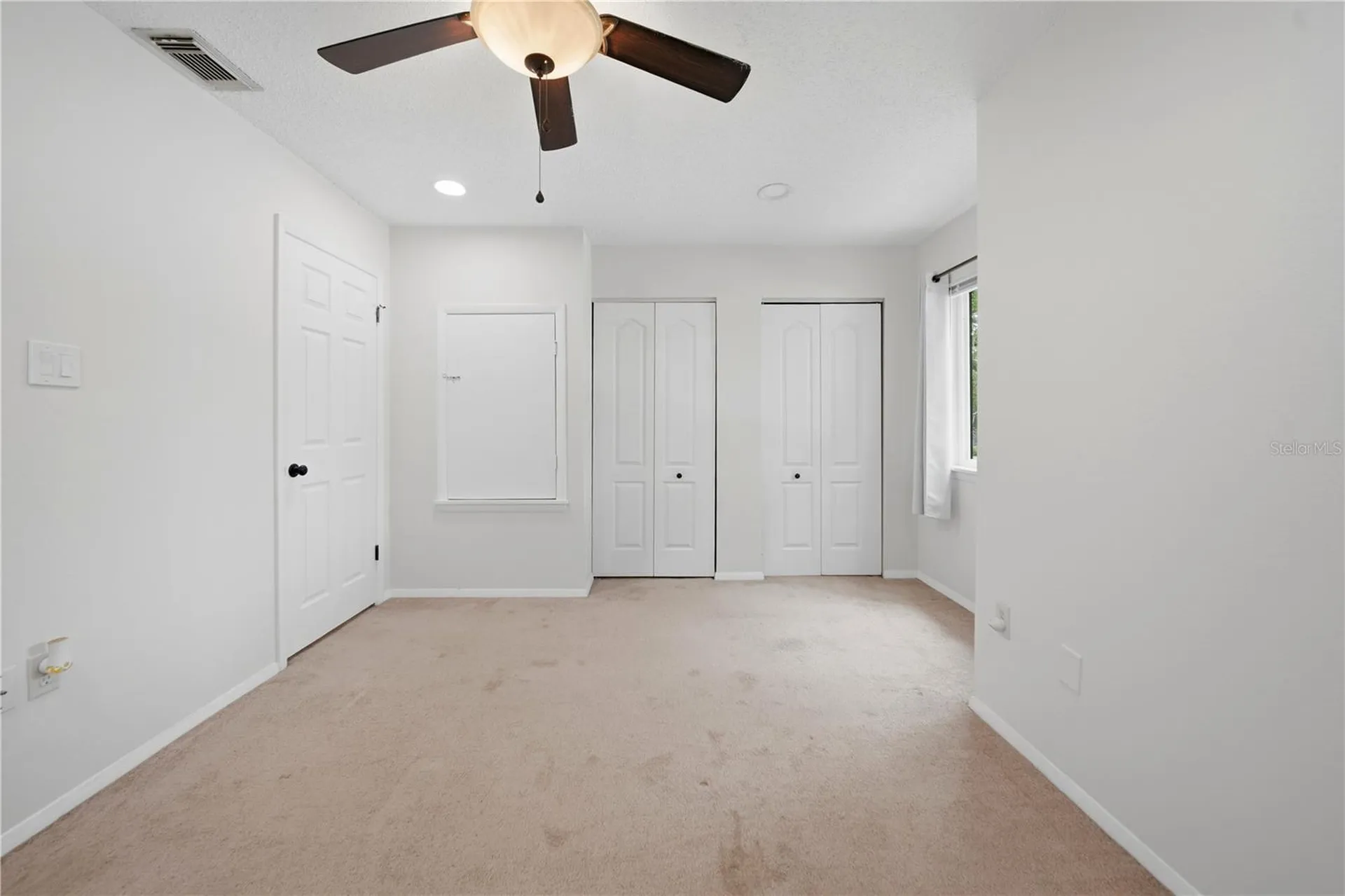 182 115th Avenue N St Petersburg FL 33716