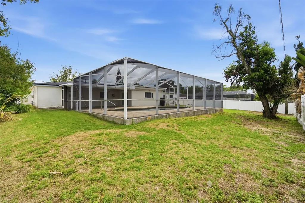 1606 Lark Lane Brandon FL 33510
