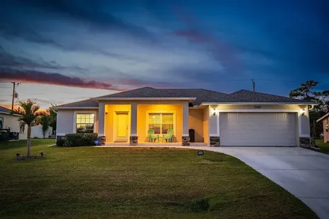 7069 Denmark Street Englewood FL 34224