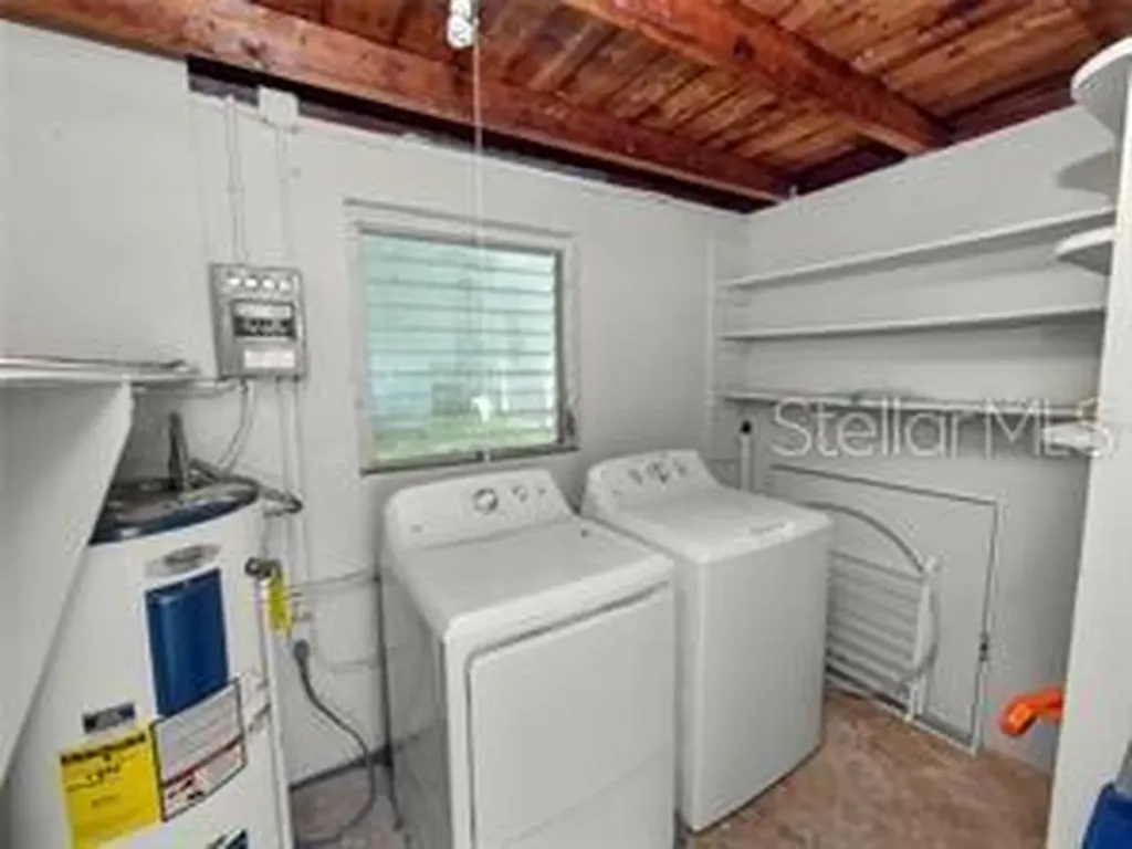 105 Margaret Street Auburndale FL 33823