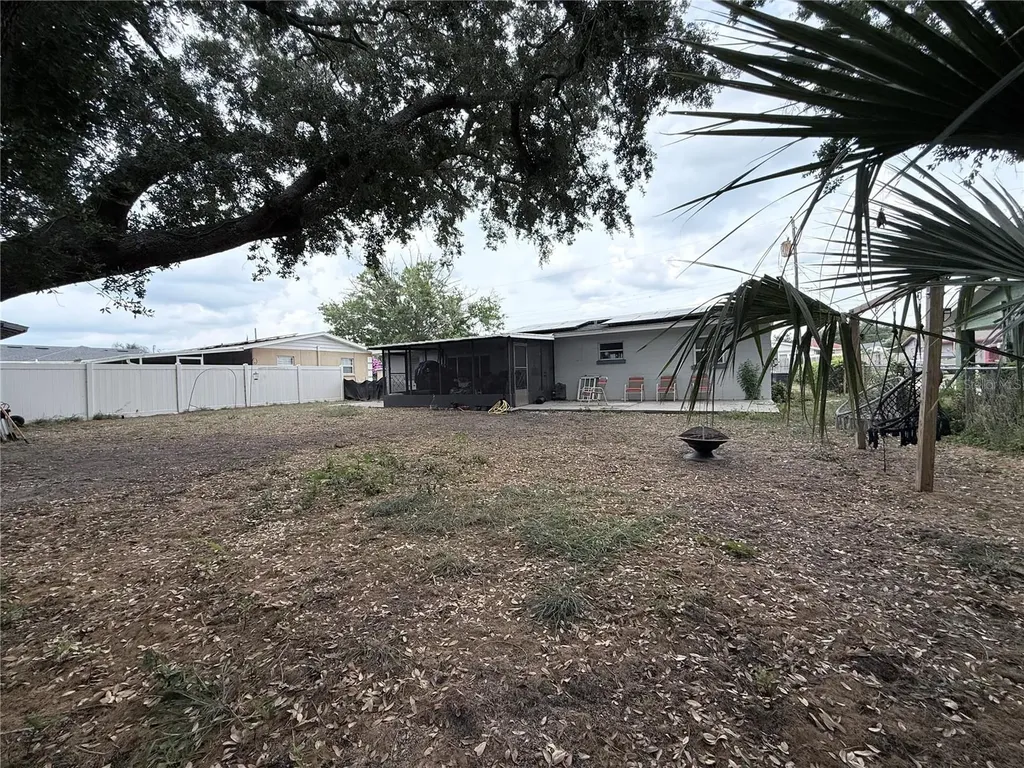 105 Margaret Street Auburndale FL 33823