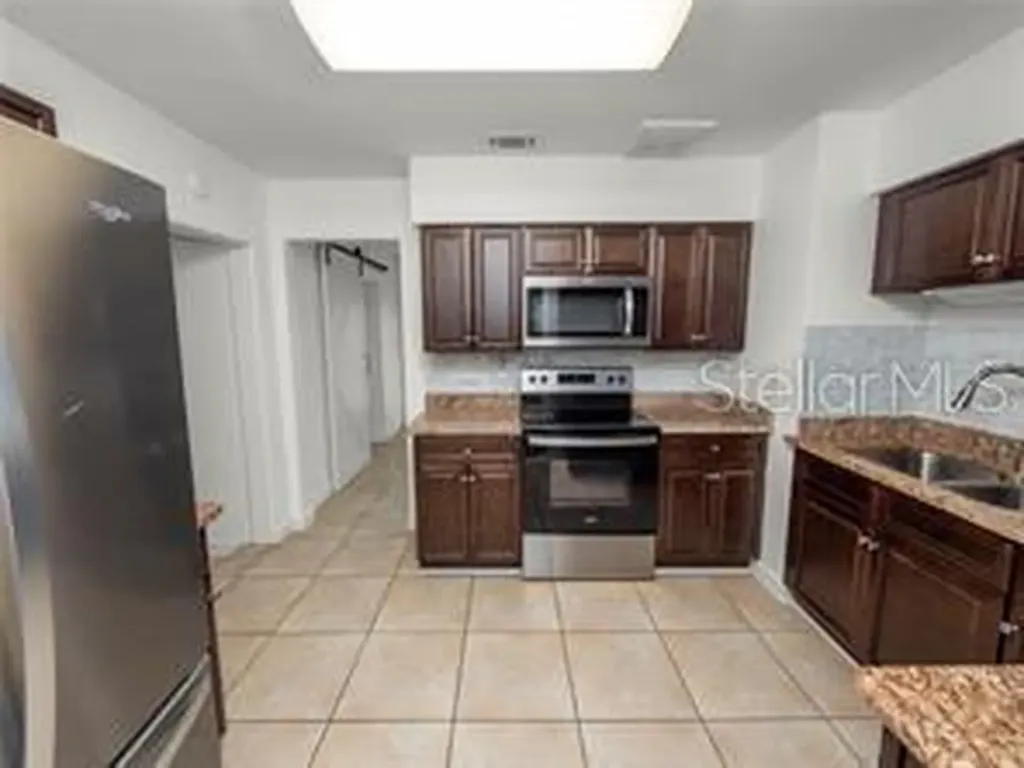 105 Margaret Street Auburndale FL 33823