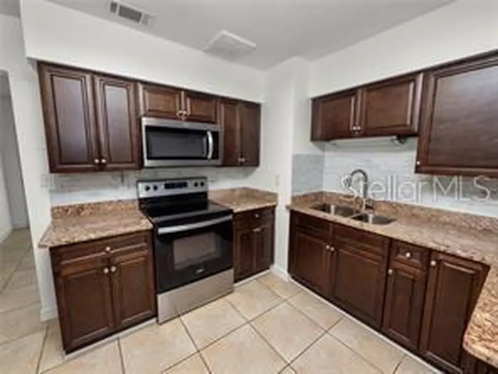 105 Margaret Street Auburndale FL 33823