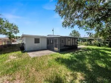 105 Margaret Street Auburndale FL 33823