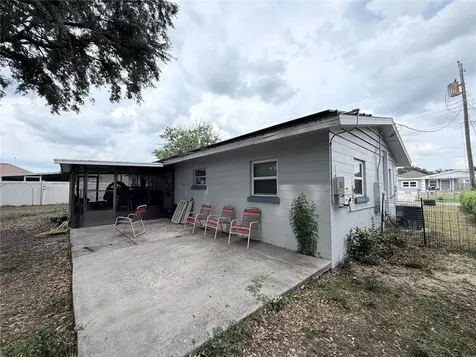 105 Margaret Street Auburndale FL 33823