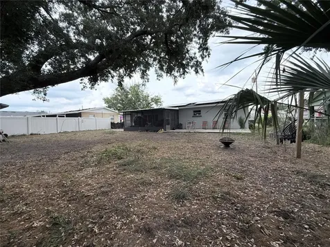 105 Margaret Street Auburndale FL 33823