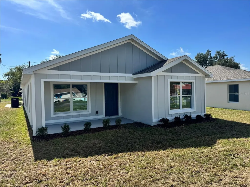 6024 12th Street Zephyrhills FL 33542