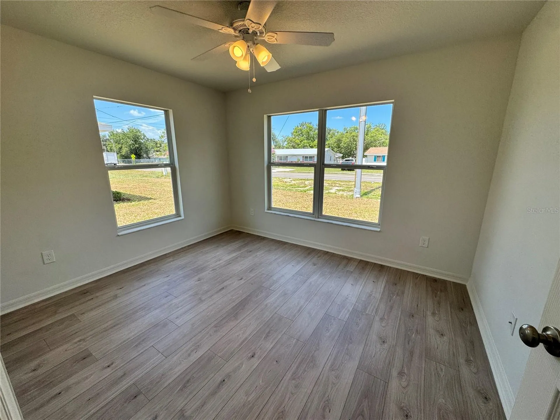 6024 12th Street Zephyrhills FL 33542