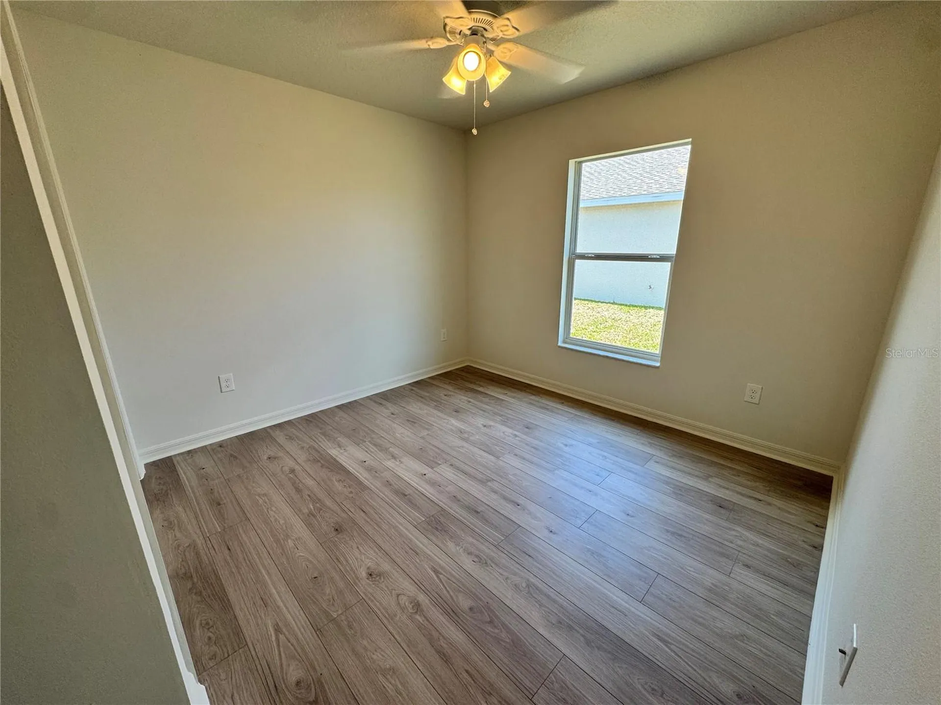 6024 12th Street Zephyrhills FL 33542