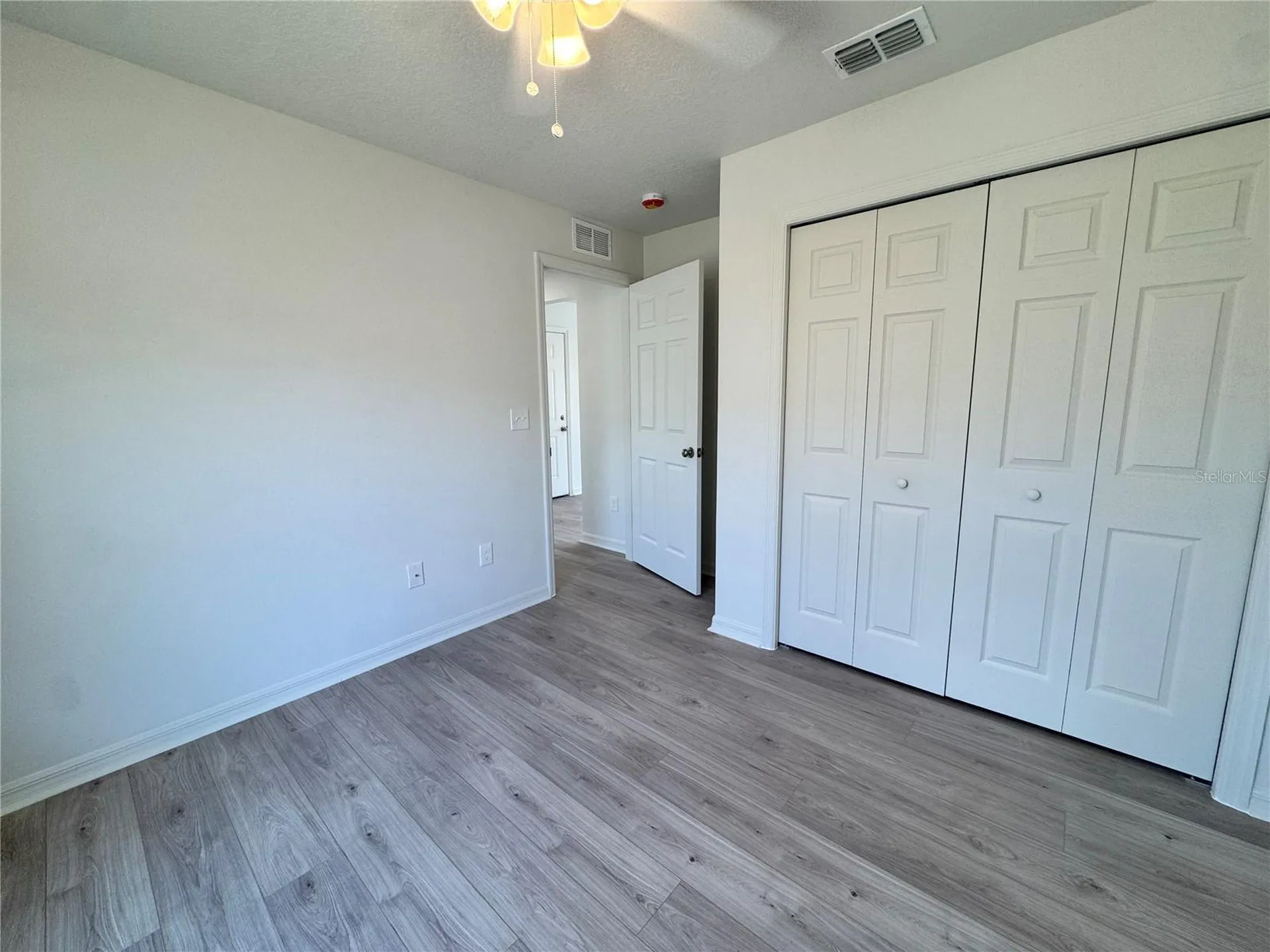 6024 12th Street Zephyrhills FL 33542