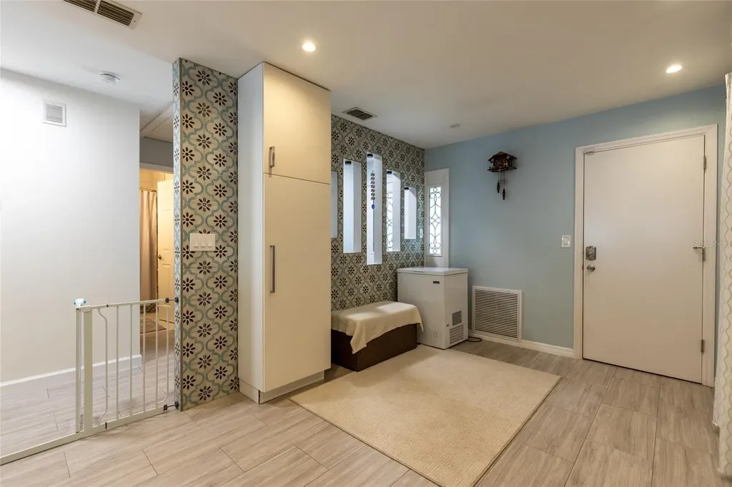 2013 Dover Court Oldsmar FL 34677